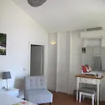 Beyaz Iskele & Restaurant ホテル セリミエ