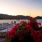 Beyaz Iskele & Restaurant ホテル