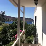 Beyaz Iskele & Restaurant セリミエ