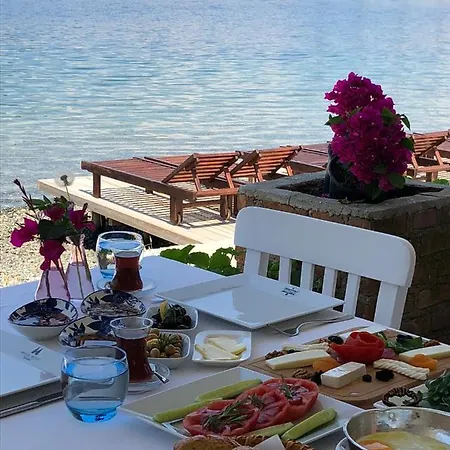 Hotel Beyaz Iskele & Restaurant 5*