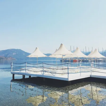 酒店 Beyaz Iskele & Restaurant 塞利米耶