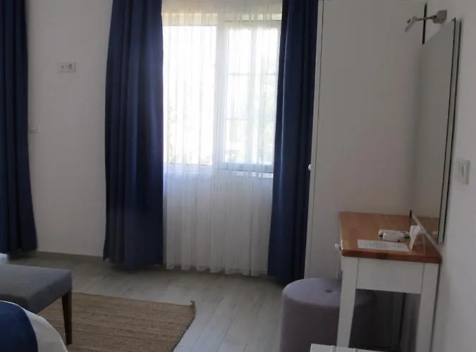 Отель Beyaz Iskele & Restaurant 5*