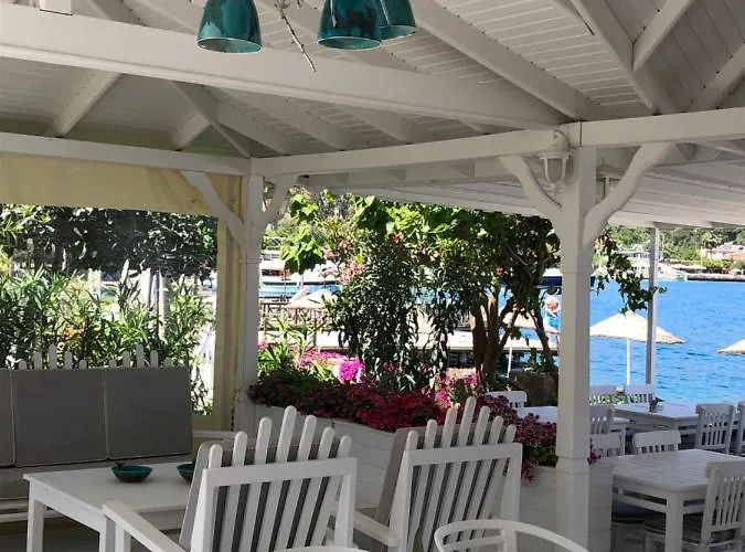 Beyaz Iskele & Restaurant Отель 5*