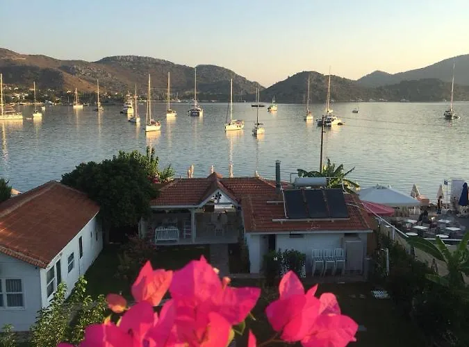 Beyaz Iskele & Restaurant 5* Селемие